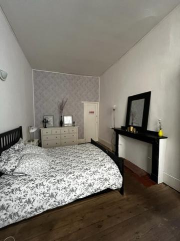 Cosy House T3 City Center, Museum, Place Carnot Каркассон Экстерьер фото
